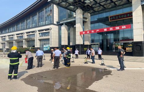曲阜游客服務(wù)中心開(kāi)展消防安全演練迎“雙節(jié)”